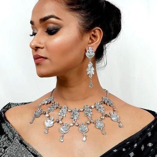 Artificial Jewellery Gifts for Raksha Bandhan in India